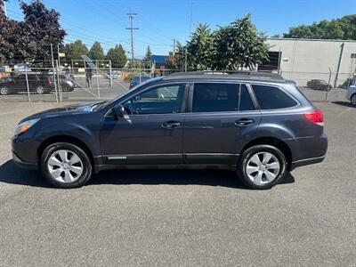 2012 Subaru Outback 2.5i Premium   - Photo 2 - Portland, OR 97211