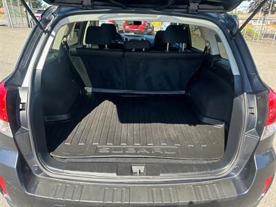 2012 Subaru Outback 2.5i Premium   - Photo 15 - Portland, OR 97211