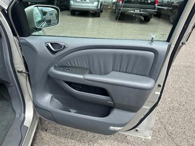 2005 Honda Odyssey EX-L w/DVD   - Photo 14 - Portland, OR 97211