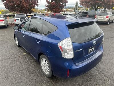 2014 Toyota Prius v Two   - Photo 3 - Portland, OR 97211