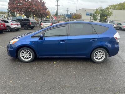 2014 Toyota Prius v Two   - Photo 2 - Portland, OR 97211