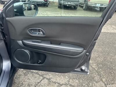 2017 Honda HR-V EX   - Photo 13 - Portland, OR 97211