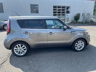 2018 Kia Soul +   - Photo 6 - Portland, OR 97211