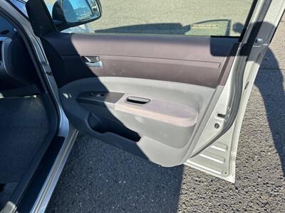 2004 Toyota Prius   - Photo 13 - Portland, OR 97211