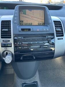2004 Toyota Prius   - Photo 21 - Portland, OR 97211