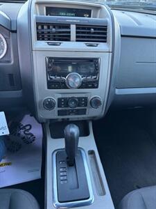 2011 Ford Escape XLT   - Photo 19 - Portland, OR 97211