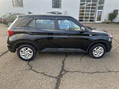 2021 Hyundai VENUE SE   - Photo 6 - Portland, OR 97211