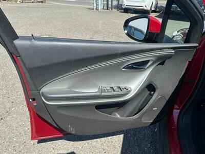 2015 Chevrolet Volt Premium - Photo 10 - Portland, OR 97211