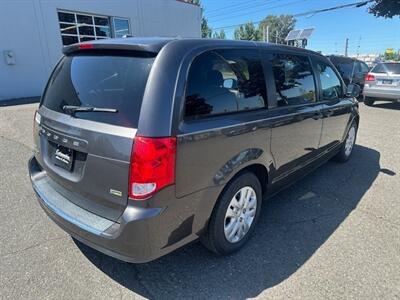 2019 Dodge Grand Caravan SE   - Photo 5 - Portland, OR 97211