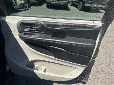 2019 Dodge Grand Caravan SE   - Photo 13 - Portland, OR 97211