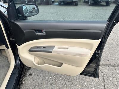 2005 Toyota Prius   - Photo 13 - Portland, OR 97211