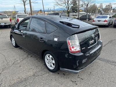 2005 Toyota Prius   - Photo 3 - Portland, OR 97211