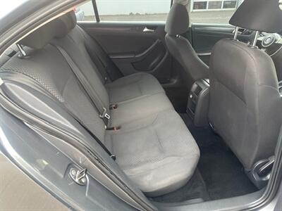 2013 Volkswagen Jetta   - Photo 14 - Portland, OR 97211