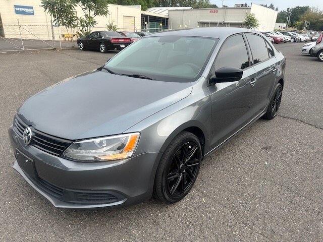 2013 Volkswagen Jetta - Photo 1 - Portland, OR 97211