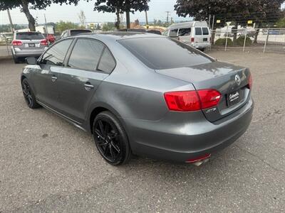 2013 Volkswagen Jetta   - Photo 3 - Portland, OR 97211