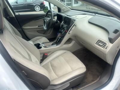 2014 Chevrolet Volt Premium - Photo 12 - Portland, OR 97211