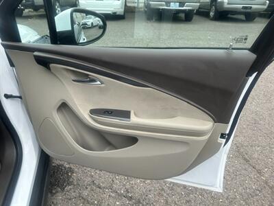 2014 Chevrolet Volt Premium - Photo 13 - Portland, OR 97211