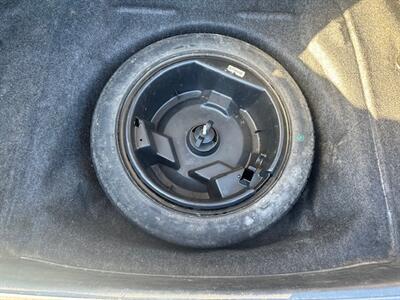 2004 Cadillac DeVille   - Photo 21 - Portland, OR 97211