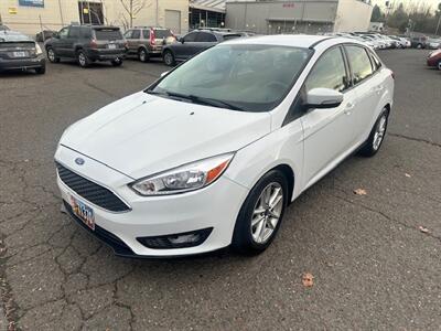 2016 Ford Focus SE   - Photo 1 - Portland, OR 97211