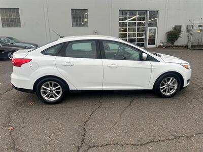 2016 Ford Focus SE   - Photo 6 - Portland, OR 97211