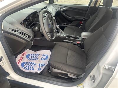 2016 Ford Focus SE   - Photo 9 - Portland, OR 97211