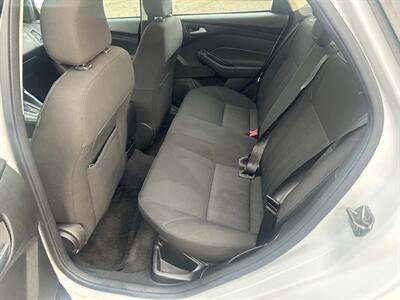 2016 Ford Focus SE   - Photo 11 - Portland, OR 97211