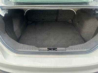 2016 Ford Focus SE   - Photo 18 - Portland, OR 97211