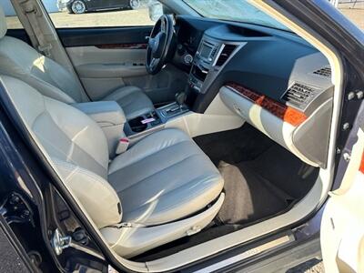 2012 Subaru Outback 2.5i Limited - Photo 12 - Portland, OR 97211
