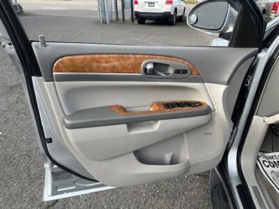 2009 Buick Enclave CXL   - Photo 10 - Portland, OR 97211