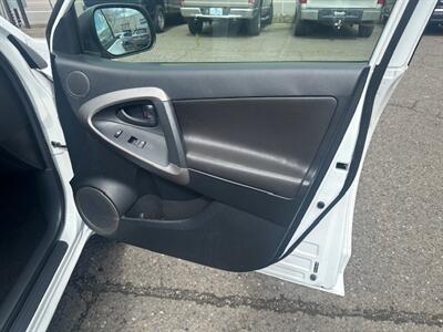 2006 Toyota RAV4 Sport Sport 4dr SUV   - Photo 13 - Portland, OR 97211