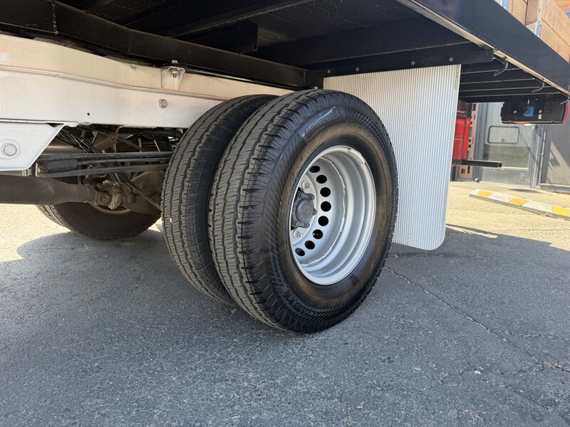2023 Mercedes-Benz Sprinter 3500XD AWD Stake Bed / Flat Bed - Photo 7 - Phoenix, AZ 85034