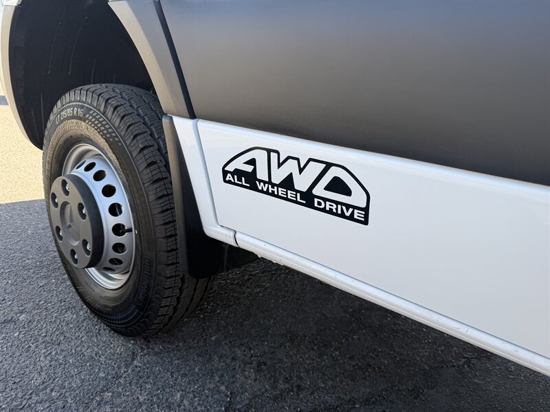 2023 Mercedes-Benz Sprinter 3500XD AWD Stake Bed / Flat Bed - Photo 11 - Phoenix, AZ 85034