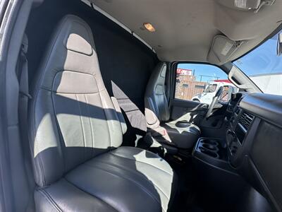 2023 Chevrolet Express 4500   - Photo 18 - Phoenix, AZ 85034