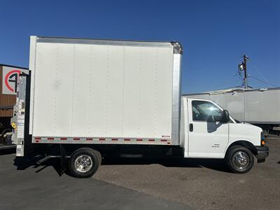 2023 Chevrolet Express 4500   - Photo 3 - Phoenix, AZ 85034
