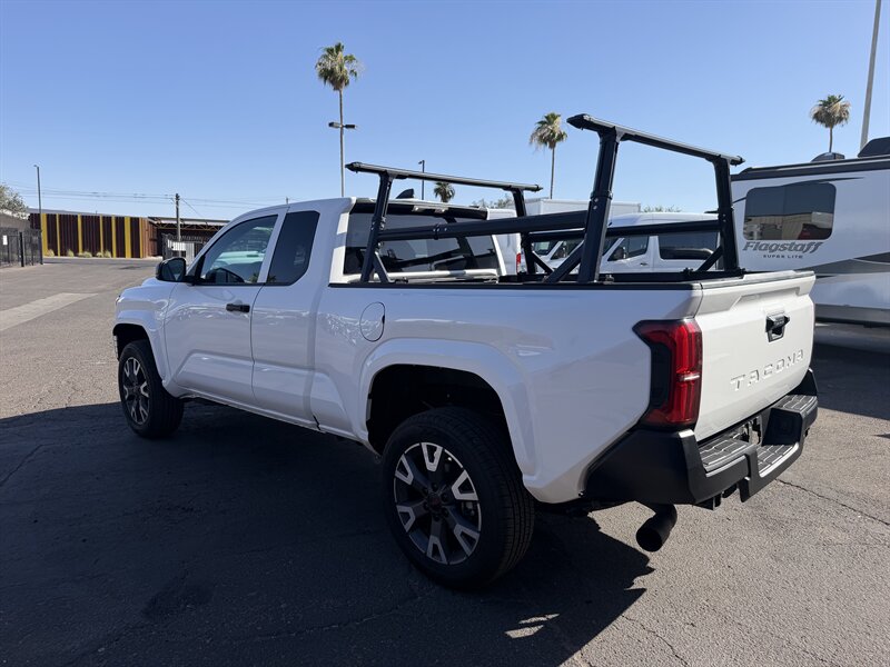 2025 Toyota Tacoma SR - Photo 4 - Phoenix, AZ 85034
