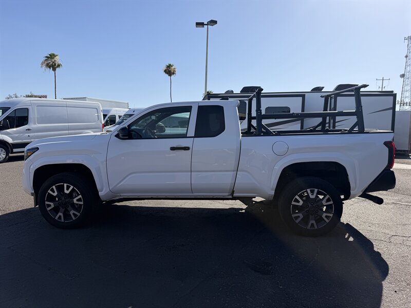 2025 Toyota Tacoma SR - Photo 5 - Phoenix, AZ 85034