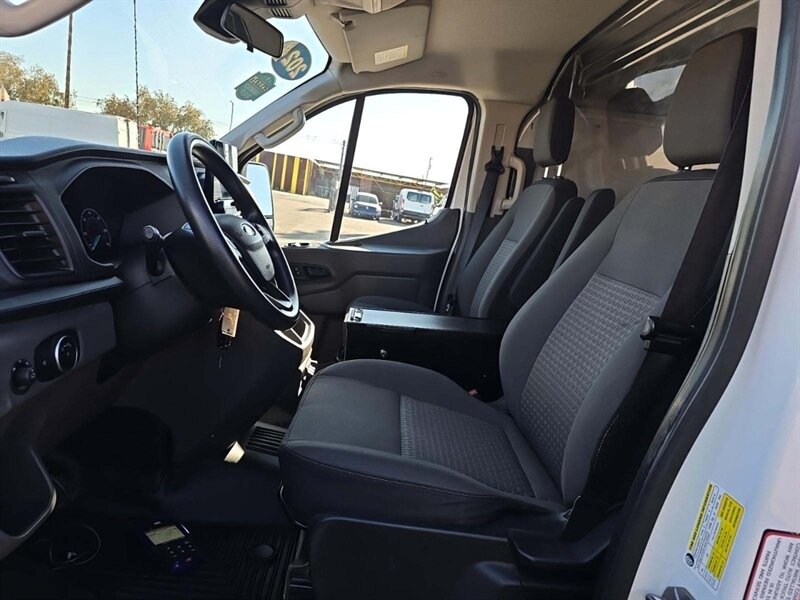 2020 Ford Transit 150 w/ Ladder Rack & Shelving - Photo 10 - Phoenix, AZ 85034