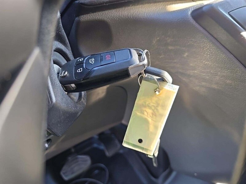 2020 Ford Transit 150 w/ Ladder Rack & Shelving - Photo 16 - Phoenix, AZ 85034