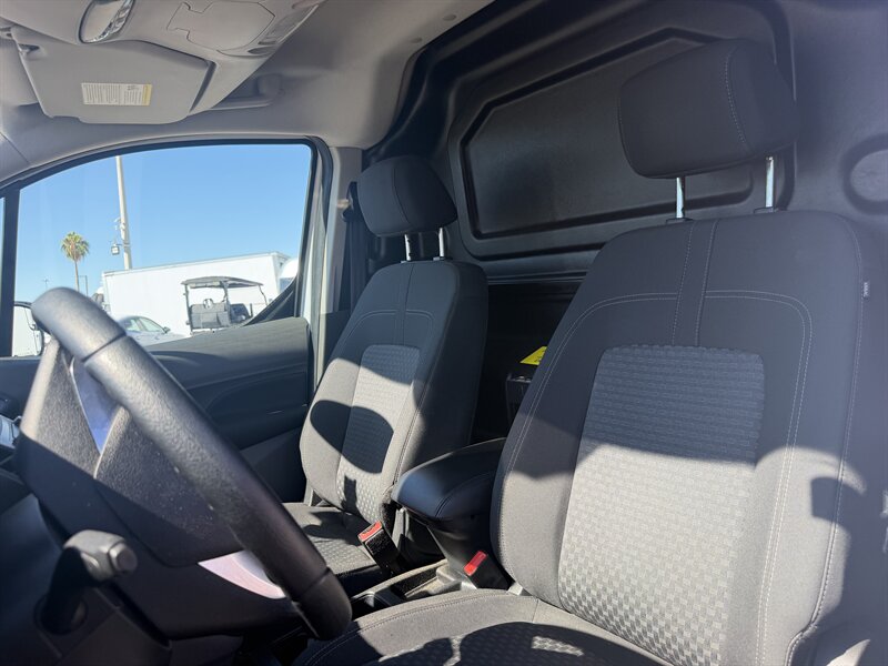 2023 Ford Transit Connect XLT - Photo 11 - Phoenix, AZ 85034