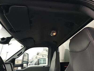 2023 Ford F-650 Super Duty Reefer Truck - Photo 11 - Phoenix, AZ 85034