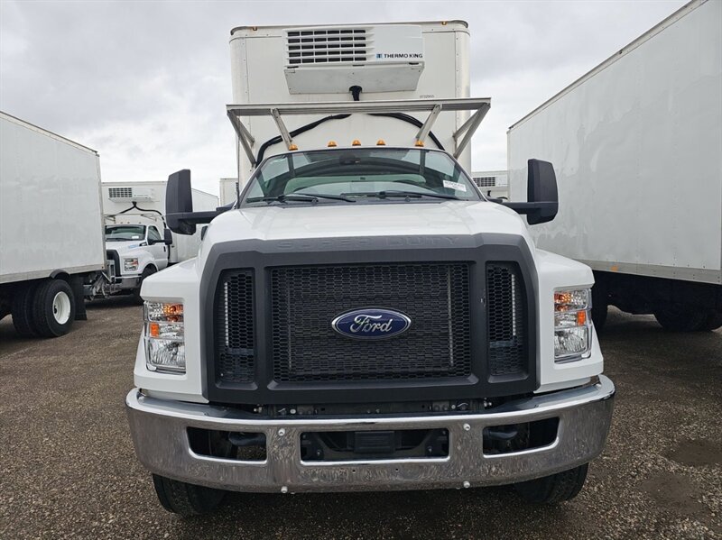 2023 Ford F-650 Super Duty Reefer Truck - Photo 6 - Phoenix, AZ 85034