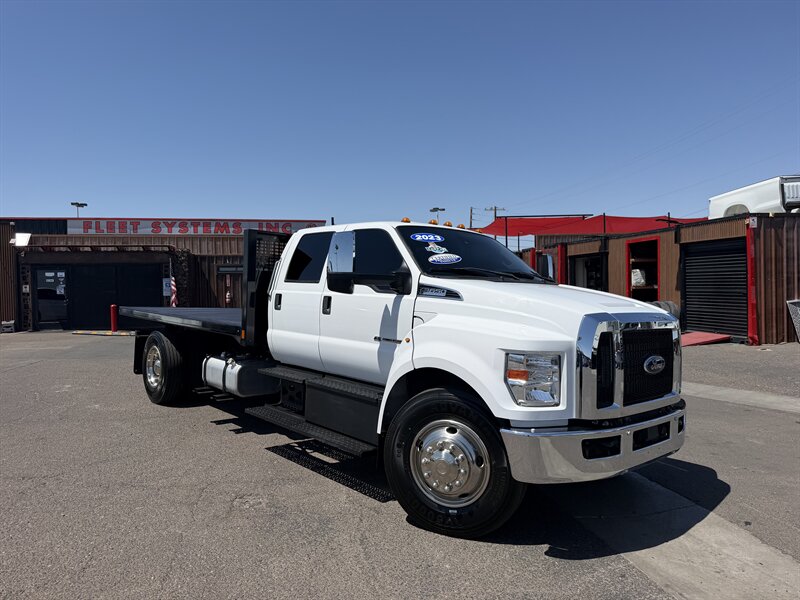 2023 Ford F-650 Super Duty Flatbed   - Photo 1 - Phoenix, AZ 85034