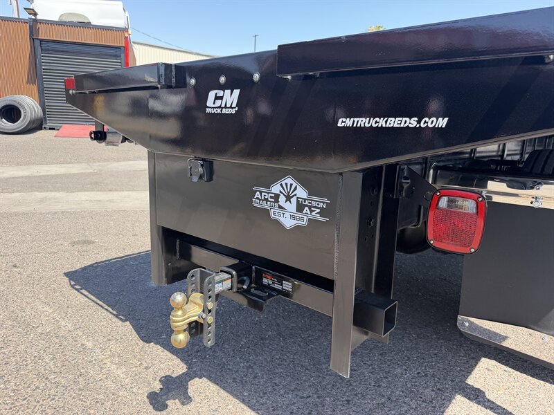 2023 Ford F-650 Super Duty Flatbed - Photo 10 - Phoenix, AZ 85034