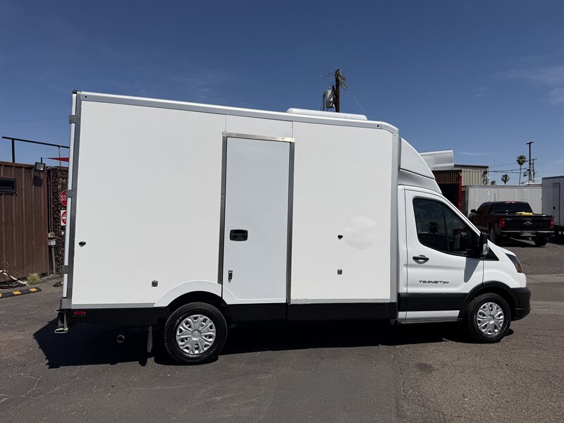2022 Ford Transit 350 HD W/ Thermo King Unit - Photo 2 - Phoenix, AZ 85034