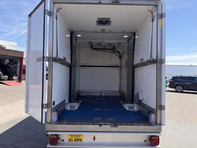 2022 Ford Transit 350 HD W/ Thermo King Unit - Photo 8 - Phoenix, AZ 85034