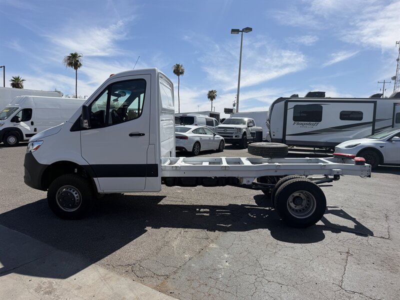 2023 Mercedes-Benz Sprinter 3500XD AWD Chassis - Photo 5 - Phoenix, AZ 85034