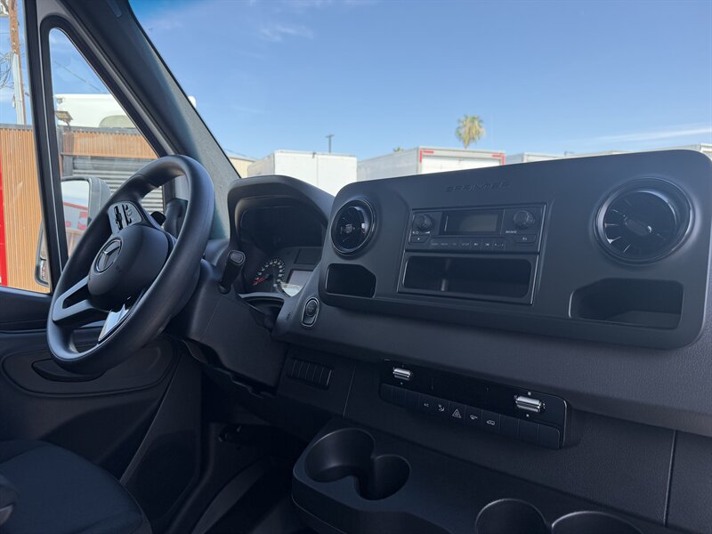 2023 Mercedes-Benz Sprinter 3500XD AWD Chassis - Photo 11 - Phoenix, AZ 85034
