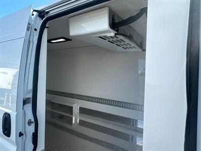 2024 RAM ProMaster SLT+ 3500 159 WB HIGH ROOF EXTENDED WINDOW VAN  -BRAND NEW! THERMO KING V520 MAX UNIT - Photo 16 - Phoenix, AZ 85034