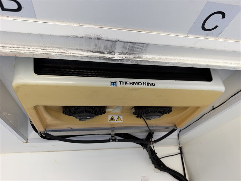 2023 Ford Transit 350 - Reefer Van - Photo 8 - Phoenix, AZ 85034