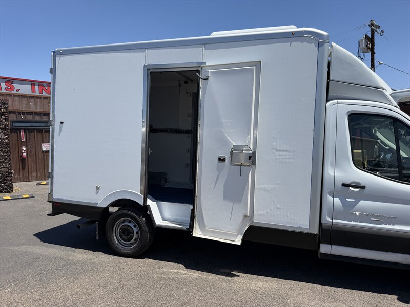 2023 Ford Transit 350 - Reefer Van - Photo 11 - Phoenix, AZ 85034
